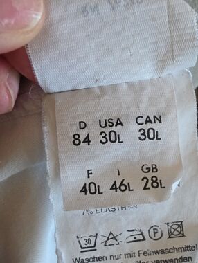 Pikeur Knee Patch Breeches. Tan. Size 30L
